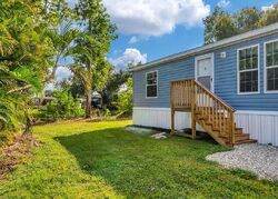  Sw Spring Lake Dr