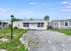  Nw 52nd St
