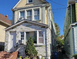  114th St