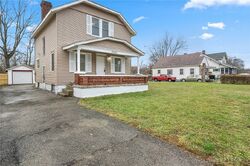  W Riverview Ave