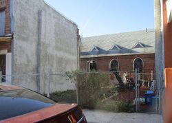  N Myrtlewood St