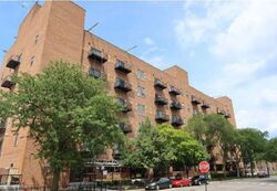  E 53rd St
