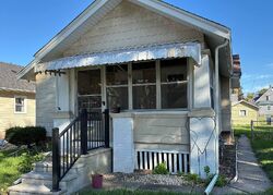  45th St