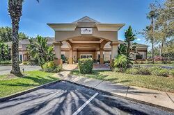  Palm Pkwy #418