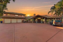  Alta Loma Dr