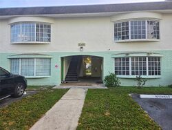  Nw 18th St #4