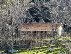  Lake Hughes Rd