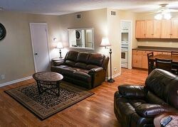  Silvermine Dr Apt 103