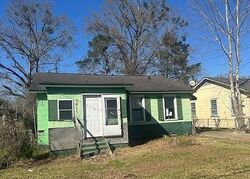  Fairfields Ave