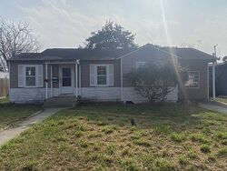  N Cornelia Cir