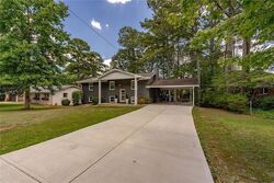  Hillandale Cir Sw