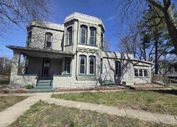  N Maple St