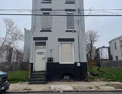  W Montgomery Ave