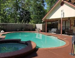  Deerwood Dr