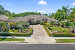  W Lark Ct