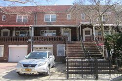  E 55th St
