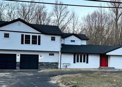  W Farms Rd