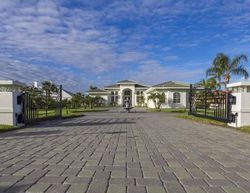  N Peninsula Dr