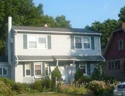  E Woodbridge Ave