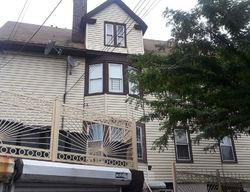  99th St