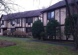  Foxwood Close