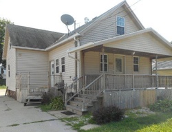  31st St