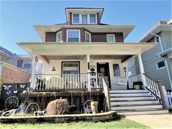  W Berteau Ave