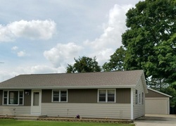  Lincoln Dr E