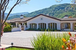 Mulholland Hwy