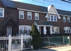  205th St