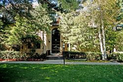  Central Park Ave Apt 