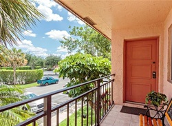  Lakeview Dr Apt 206