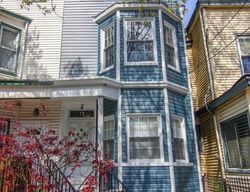  S 10th St