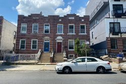  Woodbine St