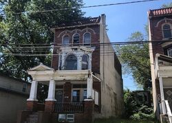  Colonial Ave