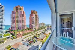  Ne 33rd Ave Apt 12d