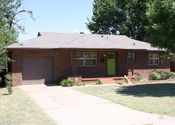  N Phillips Ave