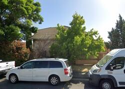  Lakeview Cir
