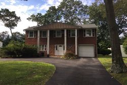  Pinewood Dr