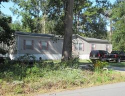  Lakeview Dr
