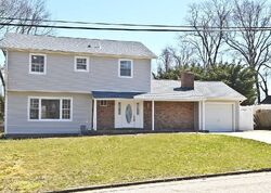  Fairway Dr