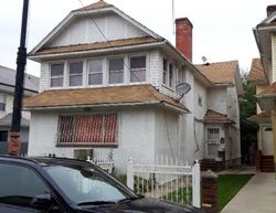  E 22nd St
