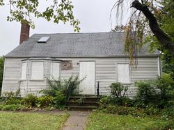  N Crescent Dr