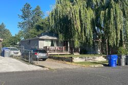  N Normandie St