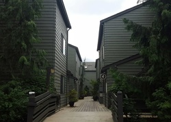  Lake Bellevue Dr Apt 