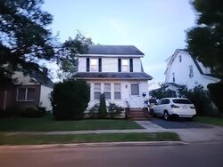  N 12th St