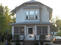  Chestnut St