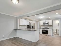  Petticoat Ln