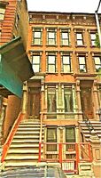  W 121st St