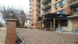  Parkway Dr E Apt 2c